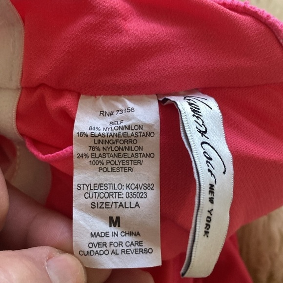 Hot pink swim top size M - Picture 3 of 9